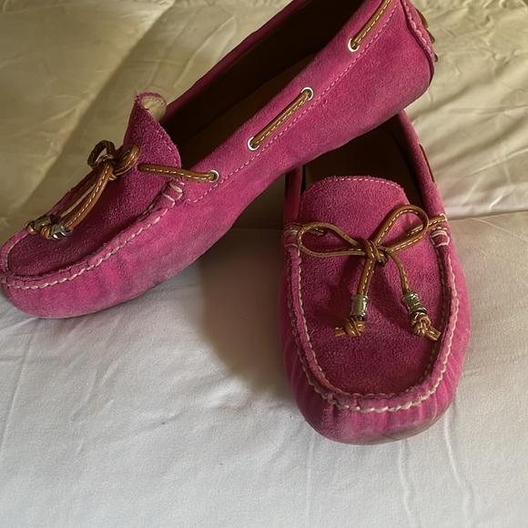 Pink Suede Loafers for Women - Picture 2 of 3